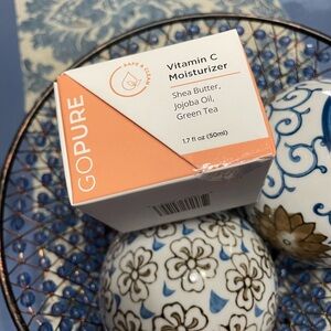 Go Pure Vitamin C Moisturizer